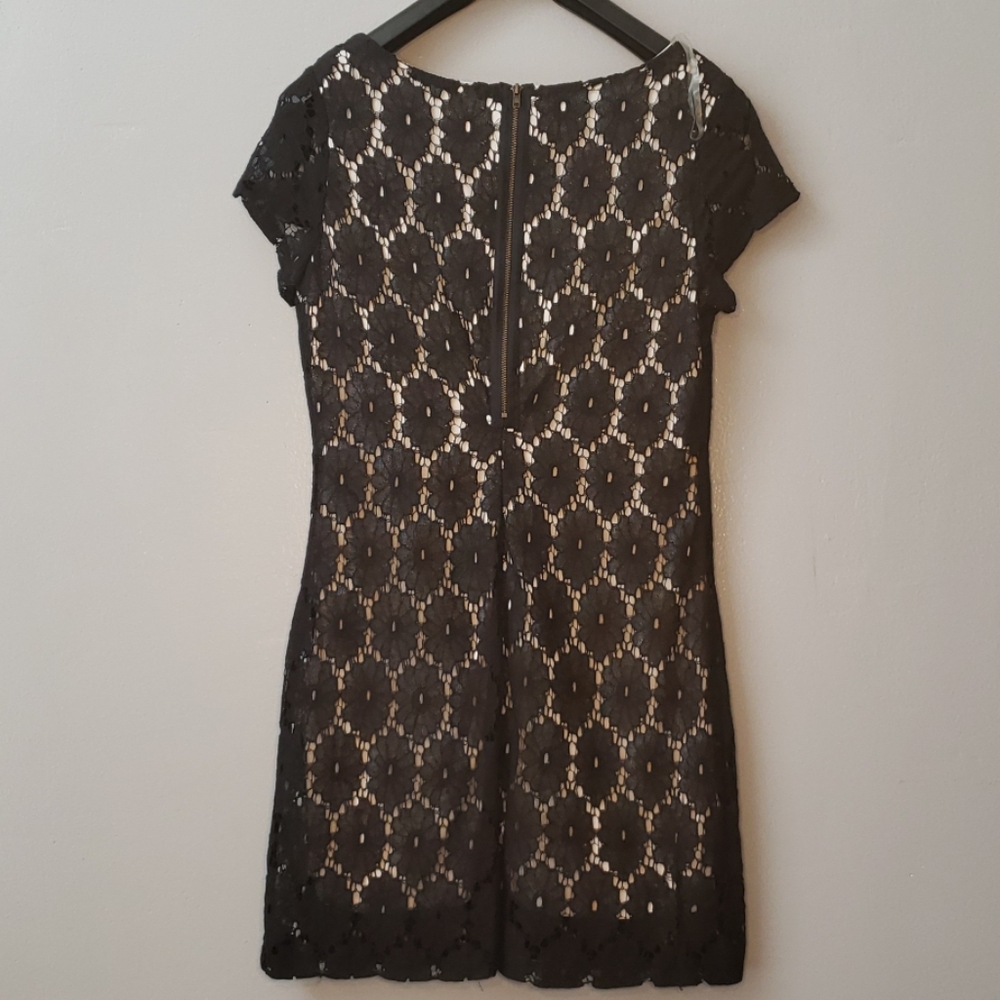 Black and White Floral Lace Cocktail Dress - Picture 2 of 2